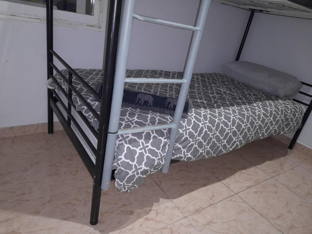 Sweet House Close To Airport Ел Прат де Льобрегат Екстериор снимка